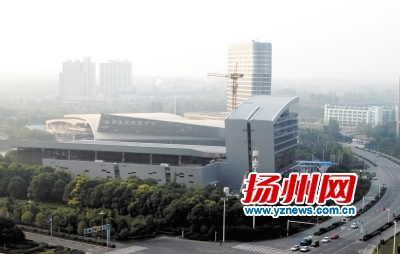 國(guó)展中心三期主體建筑已完工。孔生攝