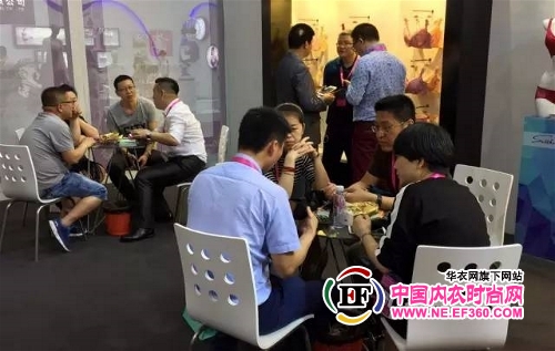 奢系超薄內(nèi)衣深圳展首日招商現(xiàn)場(chǎng)火爆(圖8)